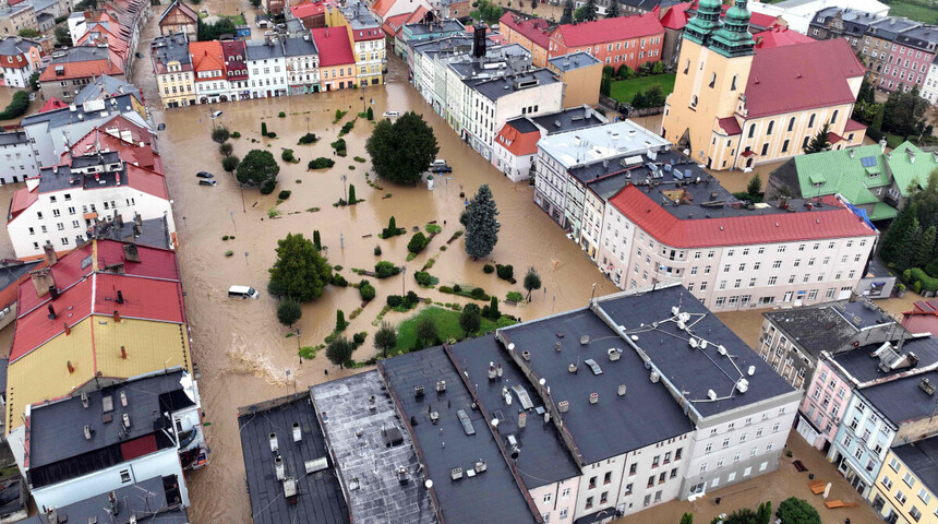  Zbiórka dla powodzian